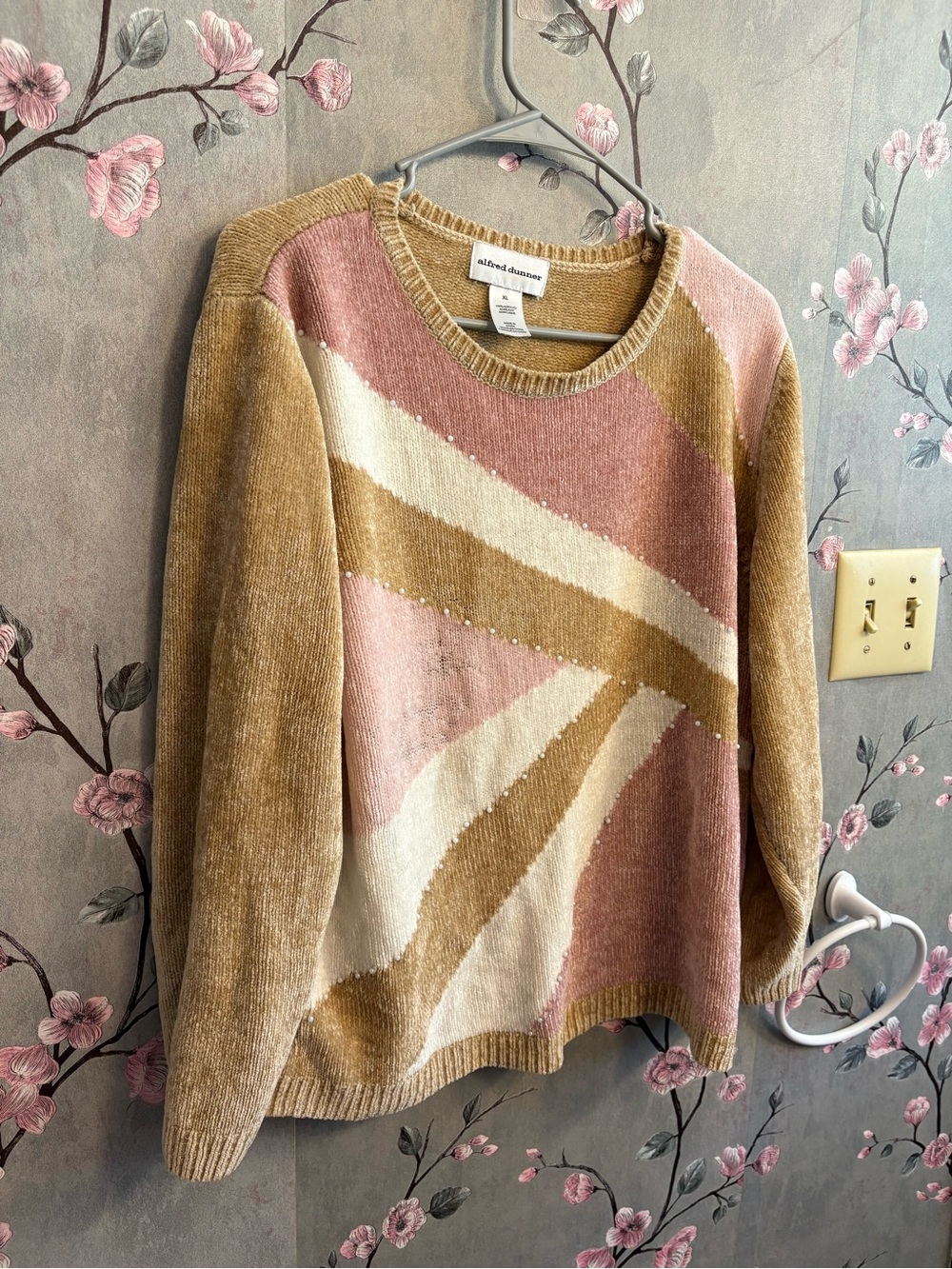 Alfred Dunner Pink, Tan & Cream Abstract Crewneck Sweater
